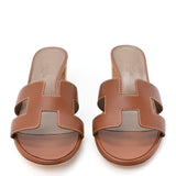 Hermès Oasis Sandal in Gold Caramel Calfskin 2