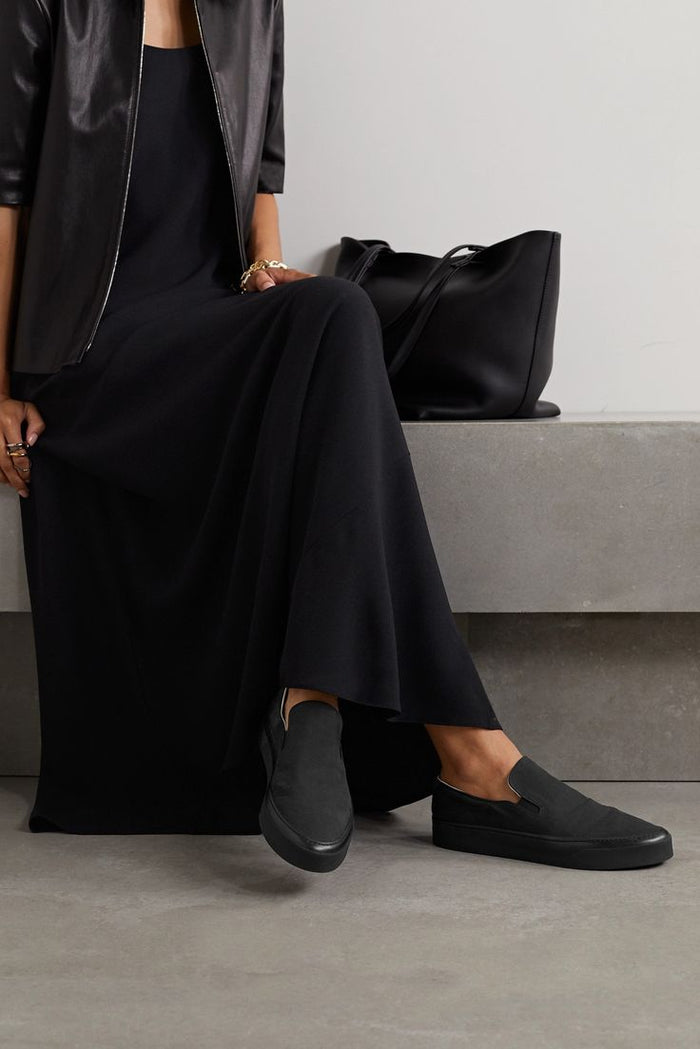 The Row Marie H Calfskin Mule — Black
