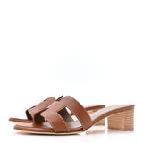 Hermès Oasis Sandal in Gold Caramel Calfskin 3