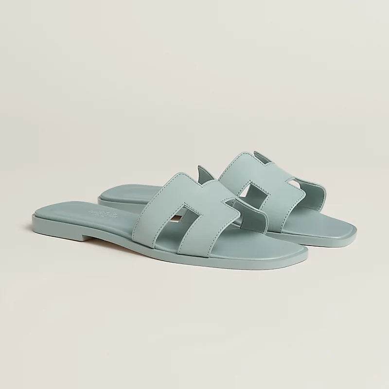 Hermès Oran Sandal in Vert d'Eau Calfskin